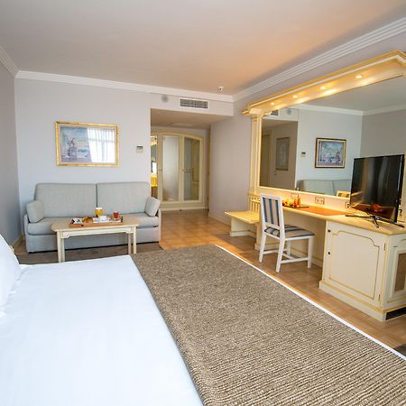 วีพี ฆาร์ดิง เมโตรโปลิตาโน Hotel มาดริด ภายนอก รูปภาพ